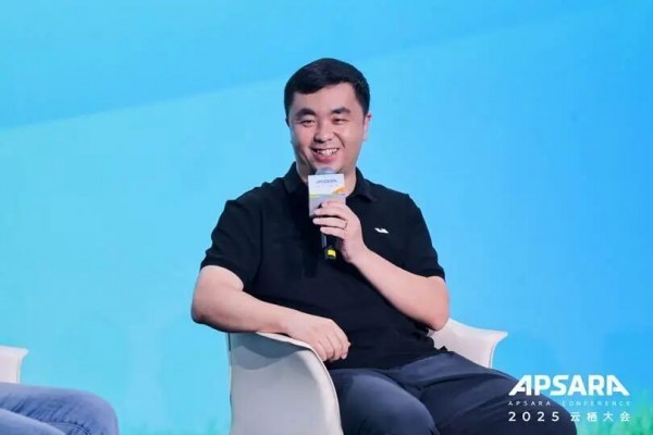 云棲大會(huì)上,感受AI汽車的“樂與路“